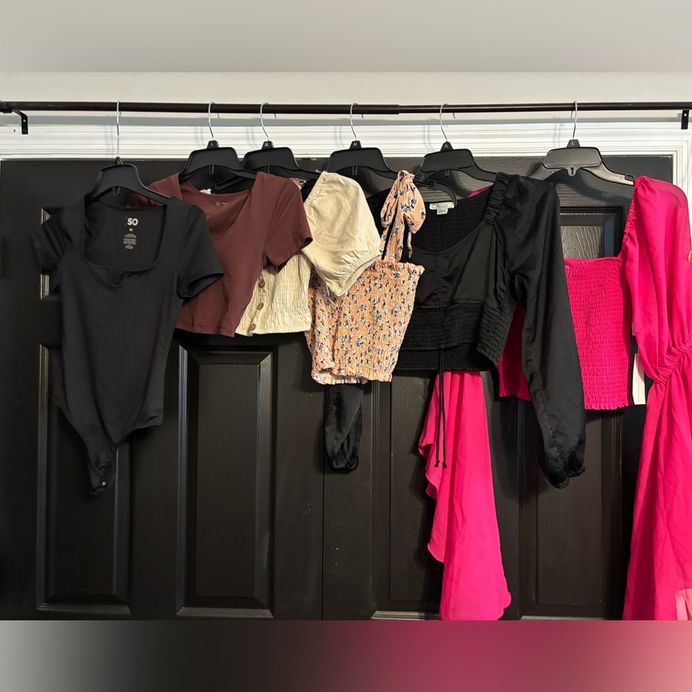 Lot of 6 tops size XS/SM